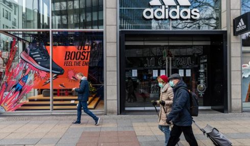 Se la crisi costringe le imprese a prendersi (davvero) le loro responsabilità sociali: il caso Adidas