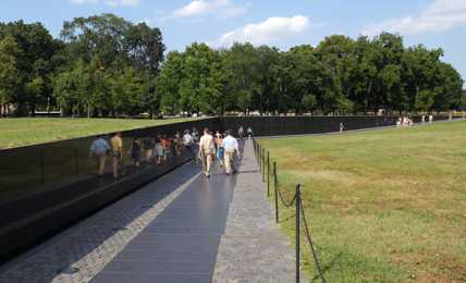 Come l’architettura dell’informazione plasma l’esperienza. La storia del Vietnam Veterans Memorial
