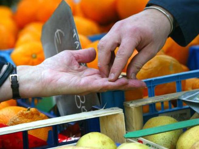 In Olanda 200 casse «lente» al supermercato contro la solitudine degli anziani
