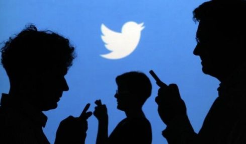 Su Twitter “vince” la destra, l’azienda ammette il bias dell’algoritmo