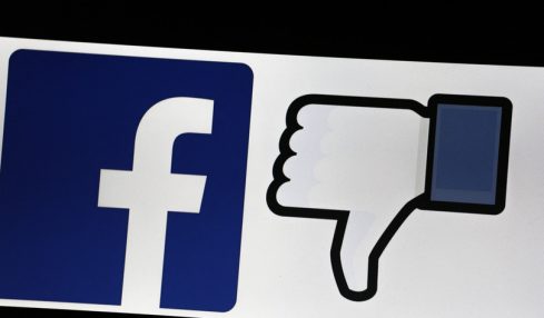 Facebook scopre 400 app truffa: a rischio i dati di un milione di utenti