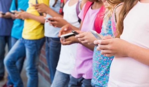 Le scuole di Seattle fanno causa a Instagram e TikTok: stanno avvelenando i nostri ragazzi a scopo di lucro
