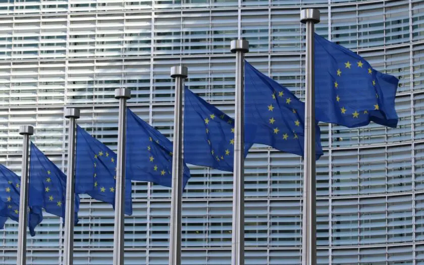 Tassonomia: Commissione UE lancia il Taxonomy Navigator per supportare aziende