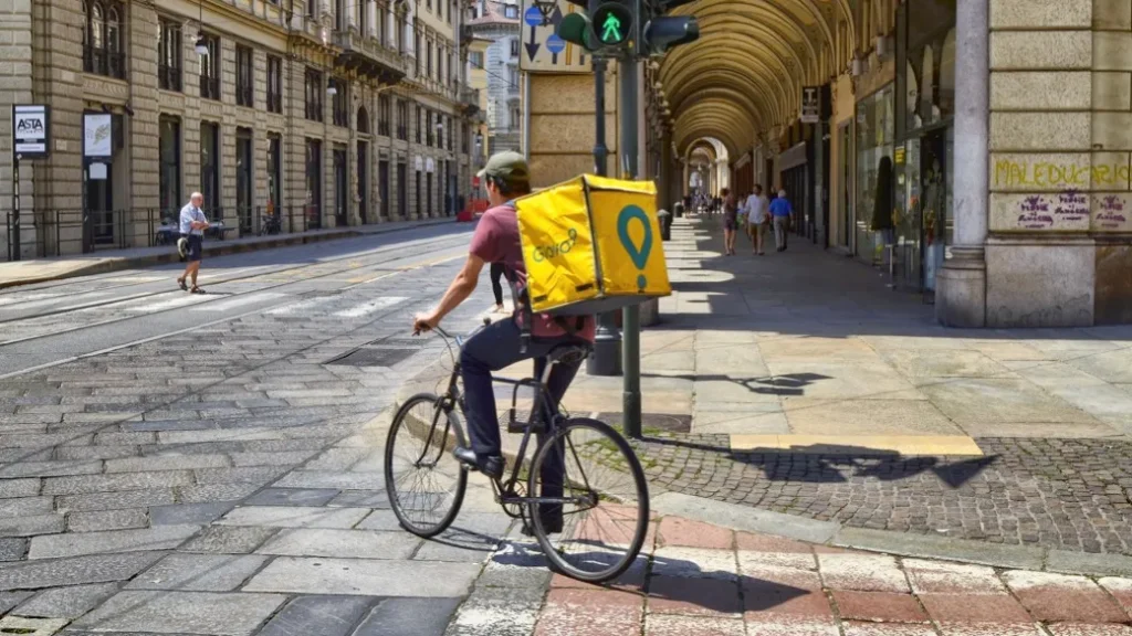 L'indagine su Delivery Hero e Glovo ha svelato per la prima volta un cartello nel mercato del lavoro
