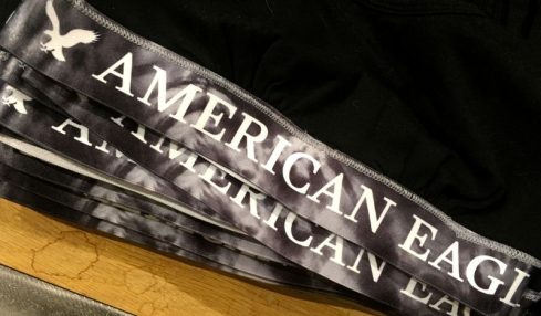American Eagle crolla dopo aver assunto un team di crisi per la pubblicità
