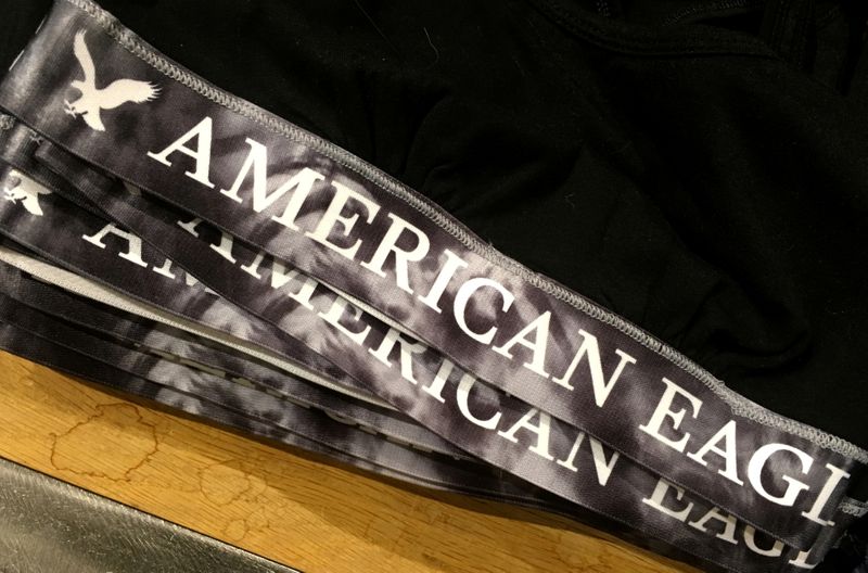 American Eagle crolla dopo aver assunto un team di crisi per la pubblicità