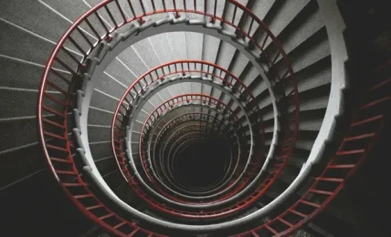 Minori sui social: Meta e TikTok si costituiscono nella Class Action; Germania e UE richiamano le piattaforme su età e contenuti